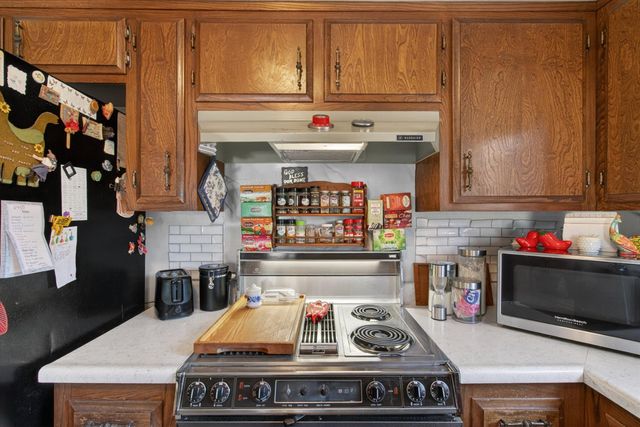 610 Loretto Dr, Roseville, CA 95661
