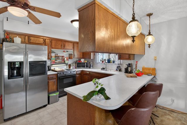 610 Loretto Dr, Roseville, CA 95661