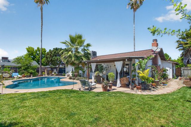 610 Loretto Dr, Roseville, CA 95661