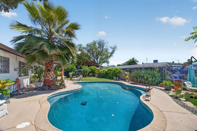 610 Loretto Dr, Roseville, CA 95661