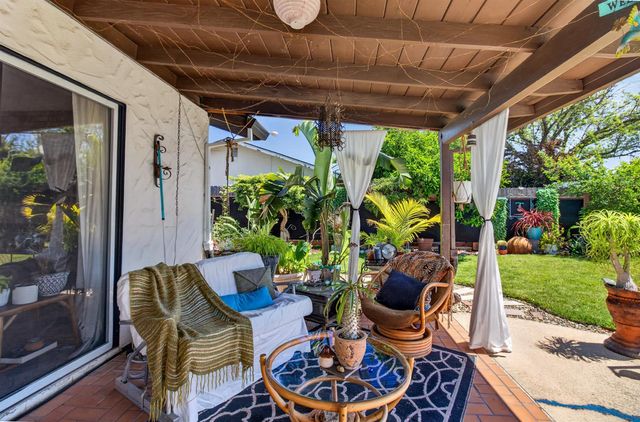 610 Loretto Dr, Roseville, CA 95661
