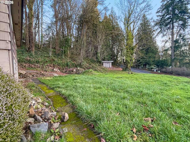502 COAL CREEK Rd, Longview, WA 98632
