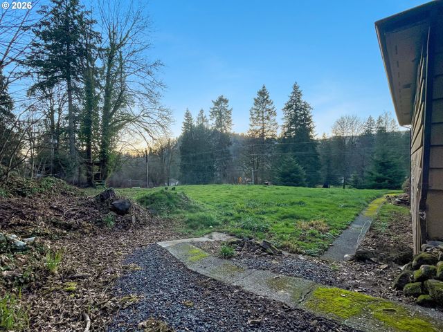 502 COAL CREEK Rd, Longview, WA 98632