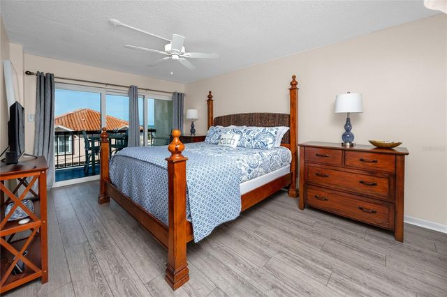 1300 GULF BOULEVARD 301, Indian Rocks Beach, FL 33785