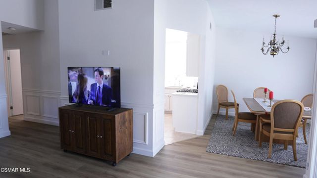 2832 Thicket Place, Simi Valley, CA 93065