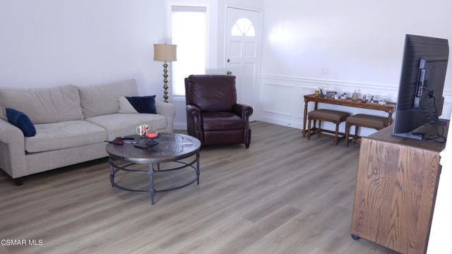 2832 Thicket Place, Simi Valley, CA 93065