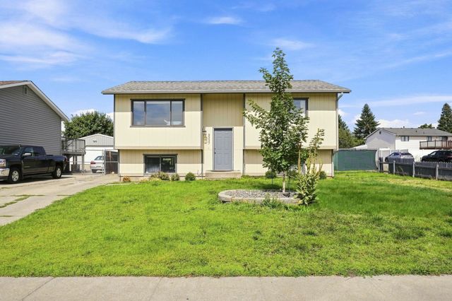 3227 E Garnet Ave, Spokane, WA 99217 property photo