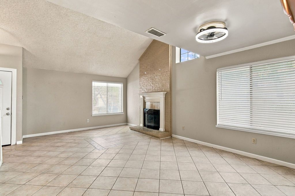 3004 Bent Tree Lane, Bedford, TX 76021 — photo 4