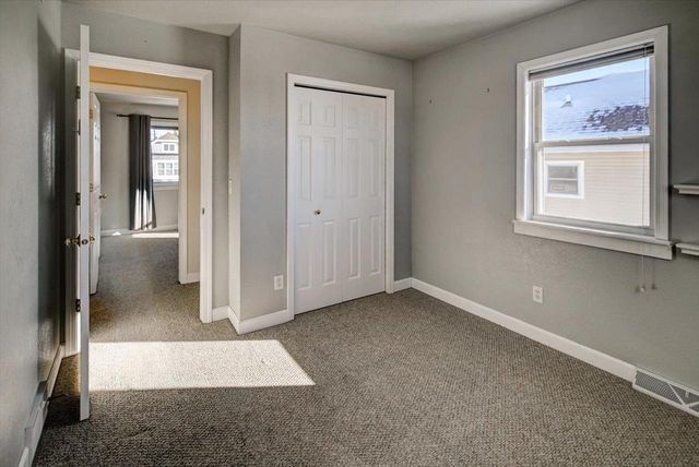 204 S Musket Ridge Drive, Sun Prairie, WI 53590