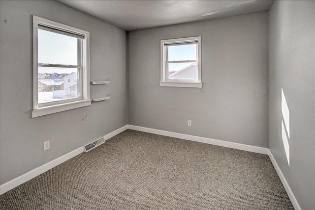 204 S Musket Ridge Drive, Sun Prairie, WI 53590