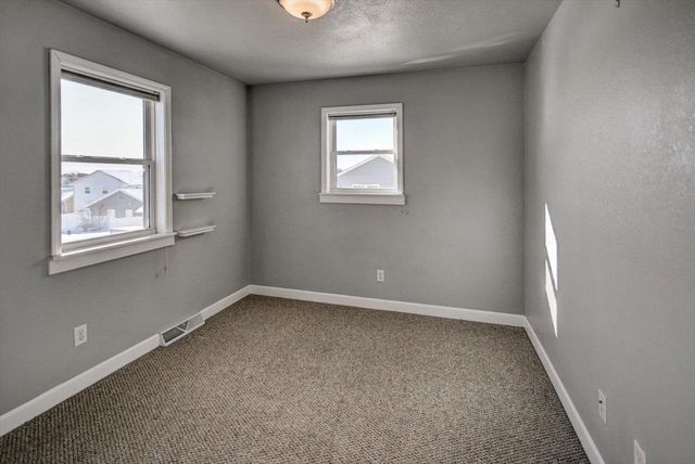 204 S Musket Ridge Drive, Sun Prairie, WI 53590