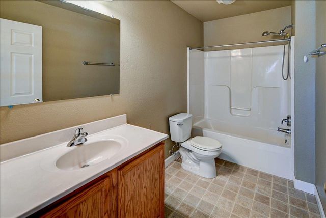 204 S Musket Ridge Drive, Sun Prairie, WI 53590