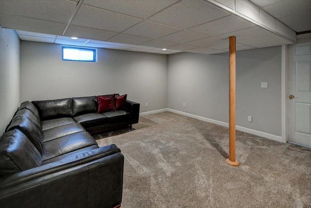 204 S Musket Ridge Drive, Sun Prairie, WI 53590