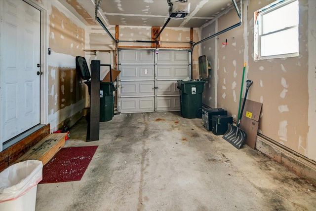 204 S Musket Ridge Drive, Sun Prairie, WI 53590