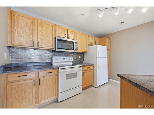 5755 N Genoa Way 14-303, Aurora, CO 80019