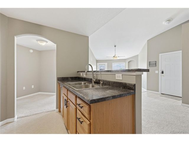 5755 N Genoa Way 14-303, Aurora, CO 80019