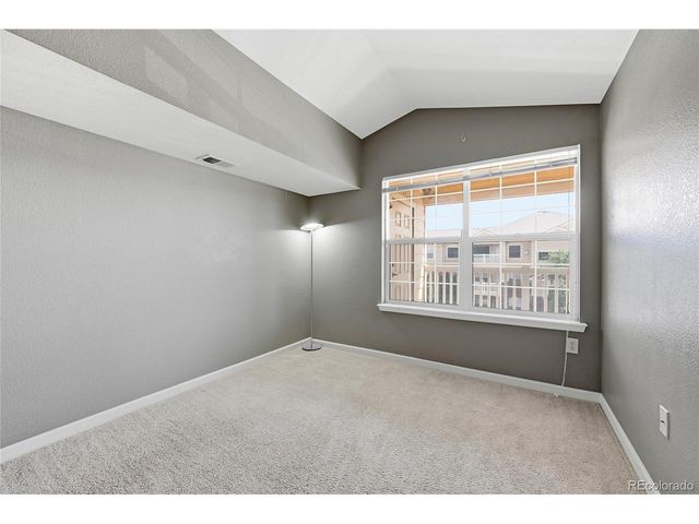 5755 N Genoa Way 14-303, Aurora, CO 80019