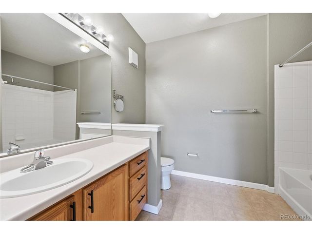 5755 N Genoa Way 14-303, Aurora, CO 80019