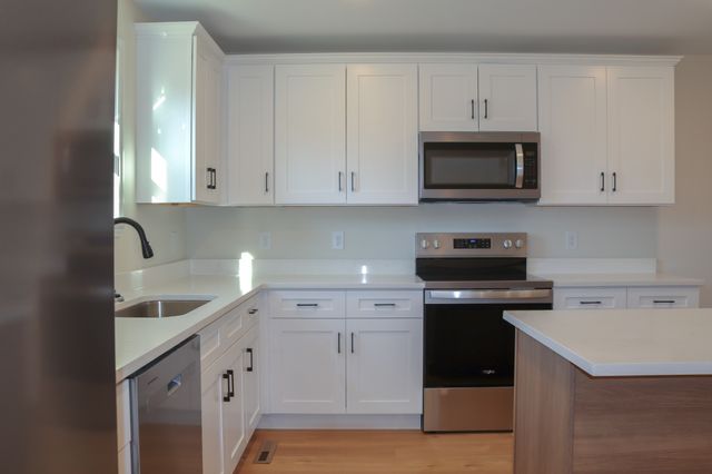 879 Annie Hollow Road, Westmoreland, TN 37186