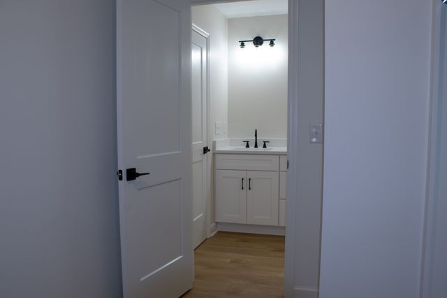 879 Annie Hollow Road, Westmoreland, TN 37186