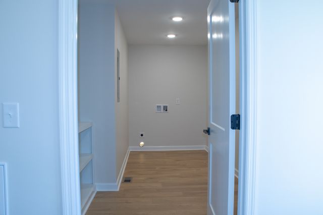 879 Annie Hollow Road, Westmoreland, TN 37186