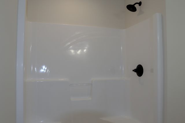 879 Annie Hollow Road, Westmoreland, TN 37186