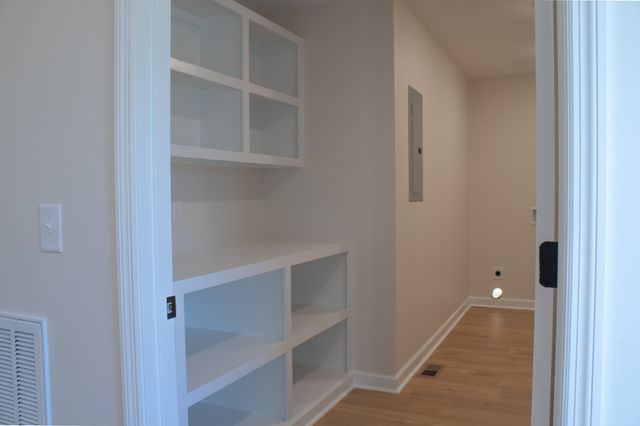 879 Annie Hollow Road, Westmoreland, TN 37186