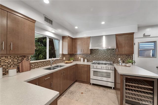 6119 Mary Ellen, Valley Glen, CA 91401