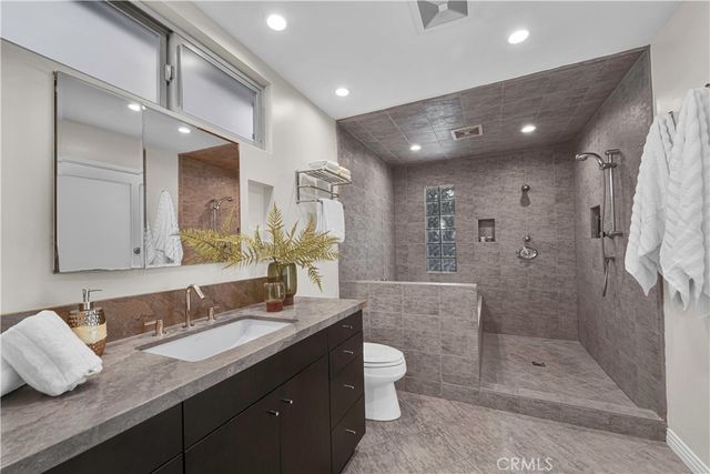 6119 Mary Ellen, Valley Glen, CA 91401