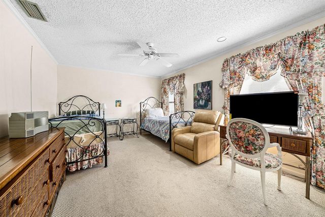 21459 Bridge View Drive, Boca Raton, FL 33428