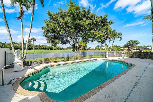 21459 Bridge View Drive, Boca Raton, FL 33428