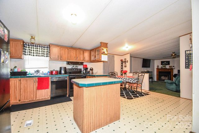 1574 Burke Duncan Road, Lancaster, SC 29720