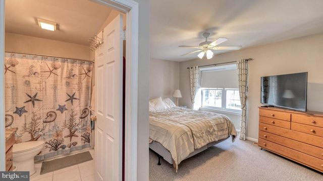 632 E CHANCERY LN, Absecon, NJ 08205