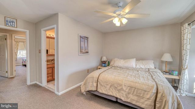 632 E CHANCERY LN, Absecon, NJ 08205