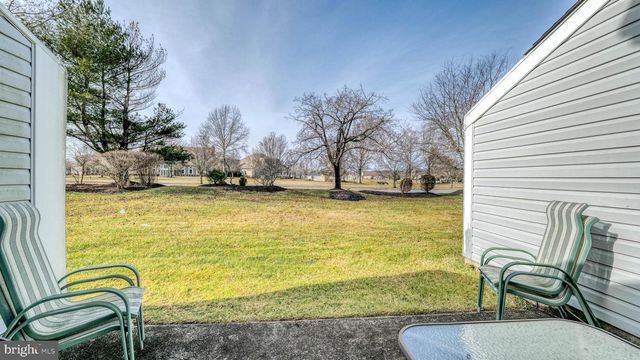 632 E CHANCERY LN, Absecon, NJ 08205