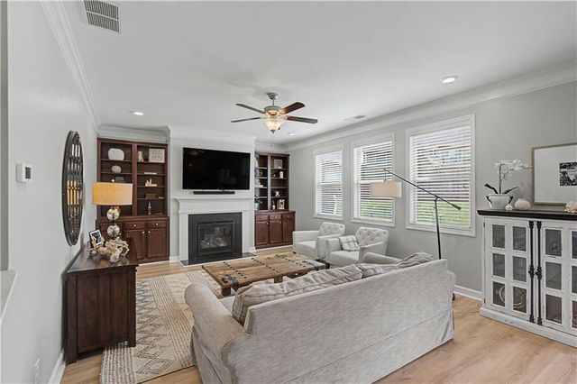 311 Edinburgh Lane, Woodstock, GA 30188