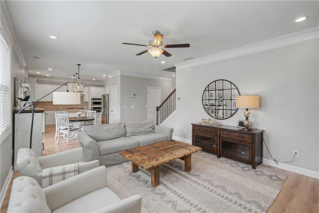 311 Edinburgh Lane, Woodstock, GA 30188