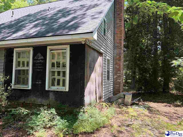 306 Creek Dr, Quinby, SC 29506