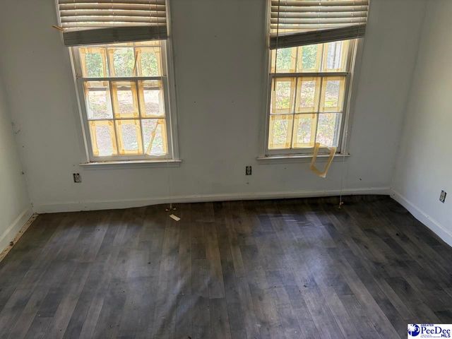 306 Creek Dr, Quinby, SC 29506
