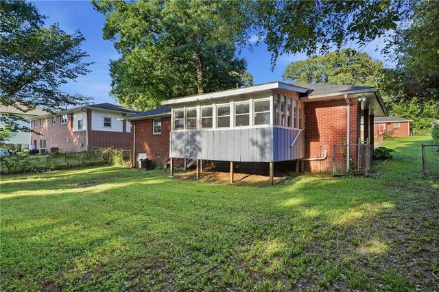 5911 Meadowview Road, Rex, GA 30273