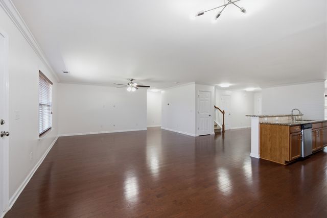 1445 Old Stone Rd, Lebanon, TN 37087