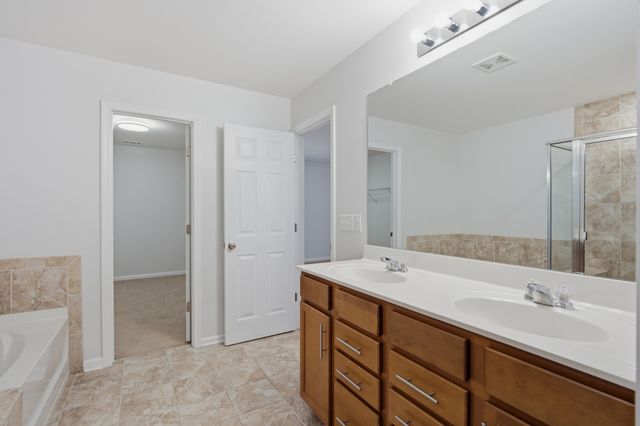 1445 Old Stone Rd, Lebanon, TN 37087