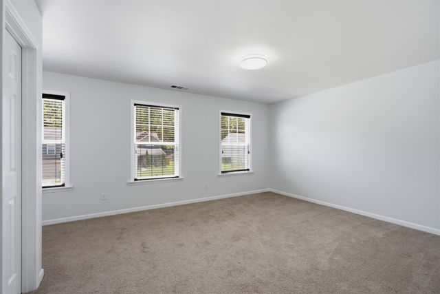 1445 Old Stone Rd, Lebanon, TN 37087