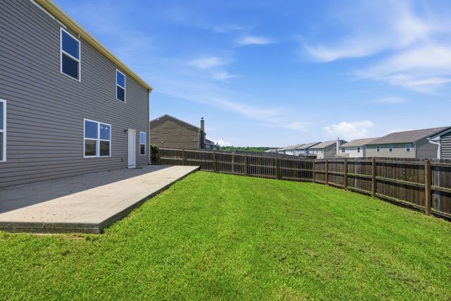 1445 Old Stone Rd, Lebanon, TN 37087