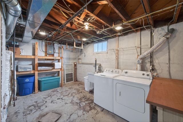 2719 16th Avenue E, North Saint Paul, MN 55109
