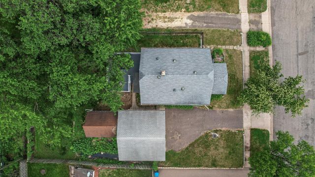 2719 16th Avenue E, North Saint Paul, MN 55109