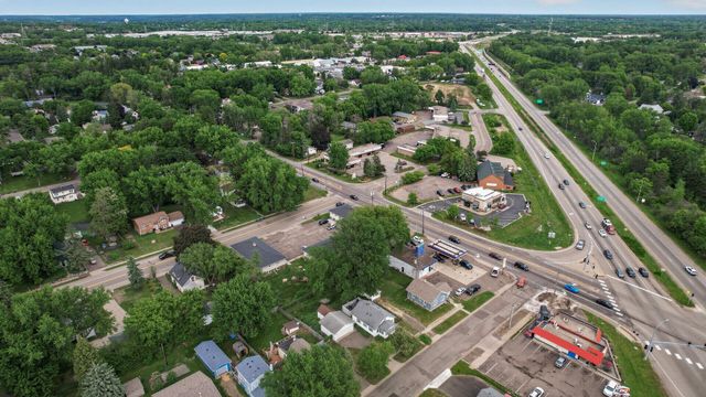 2719 16th Avenue E, North Saint Paul, MN 55109