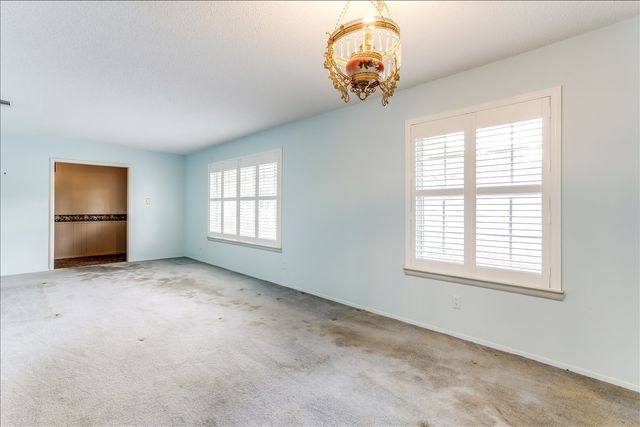 1706 Stagecoach Drive, Pantego, TX 76013