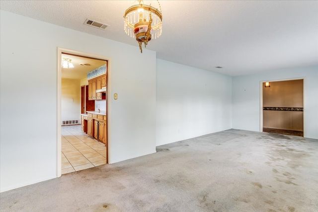 1706 Stagecoach Drive, Pantego, TX 76013