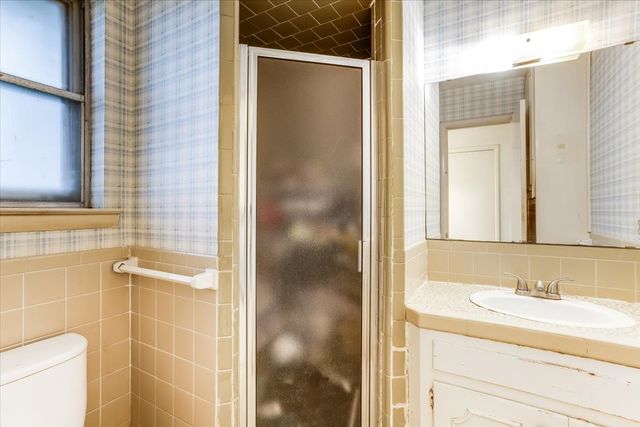 1706 Stagecoach Drive, Pantego, TX 76013